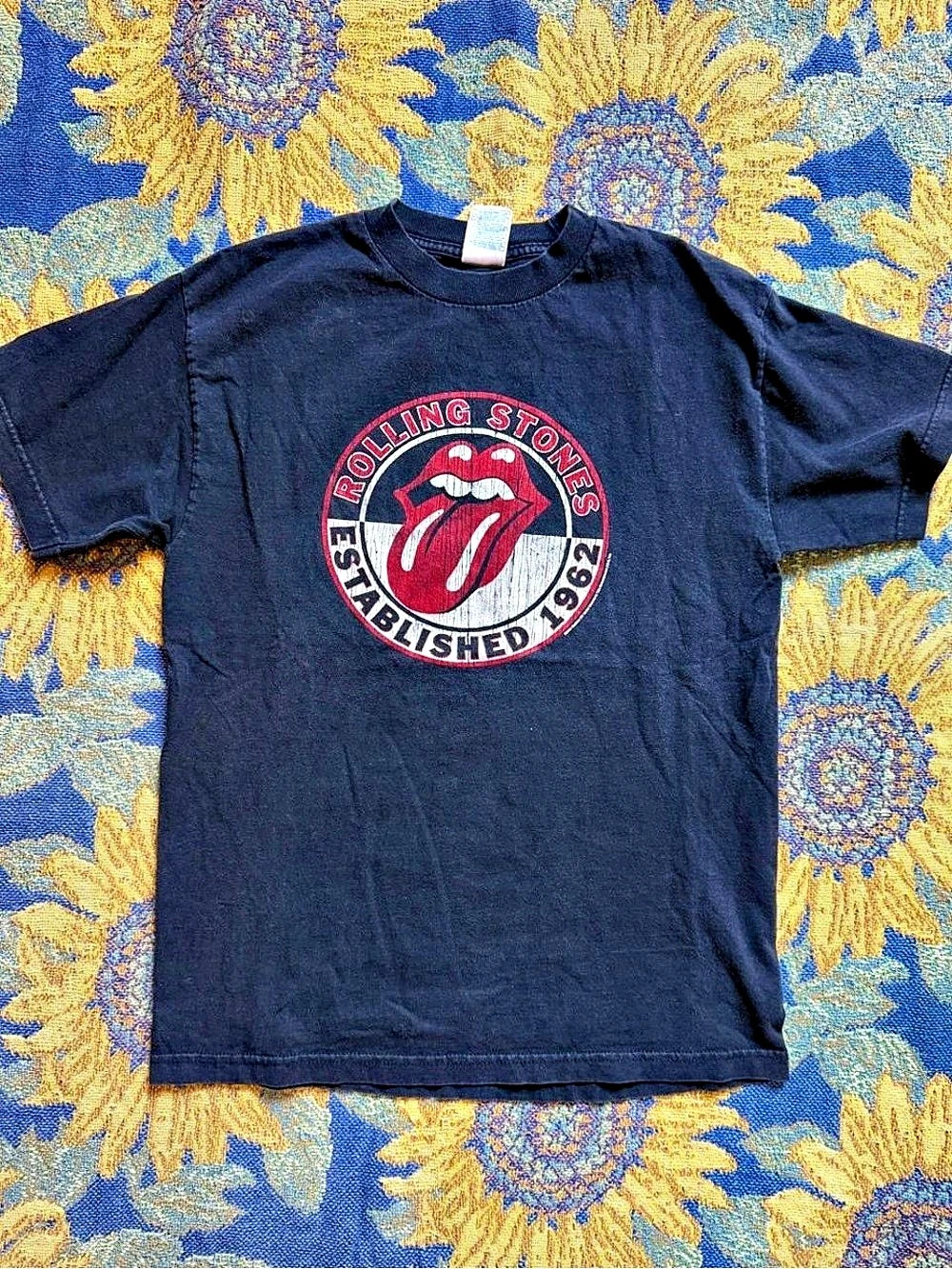 Rolling Stones Established 1962 Graphic Tee Graphic Tee in Black Size Medium